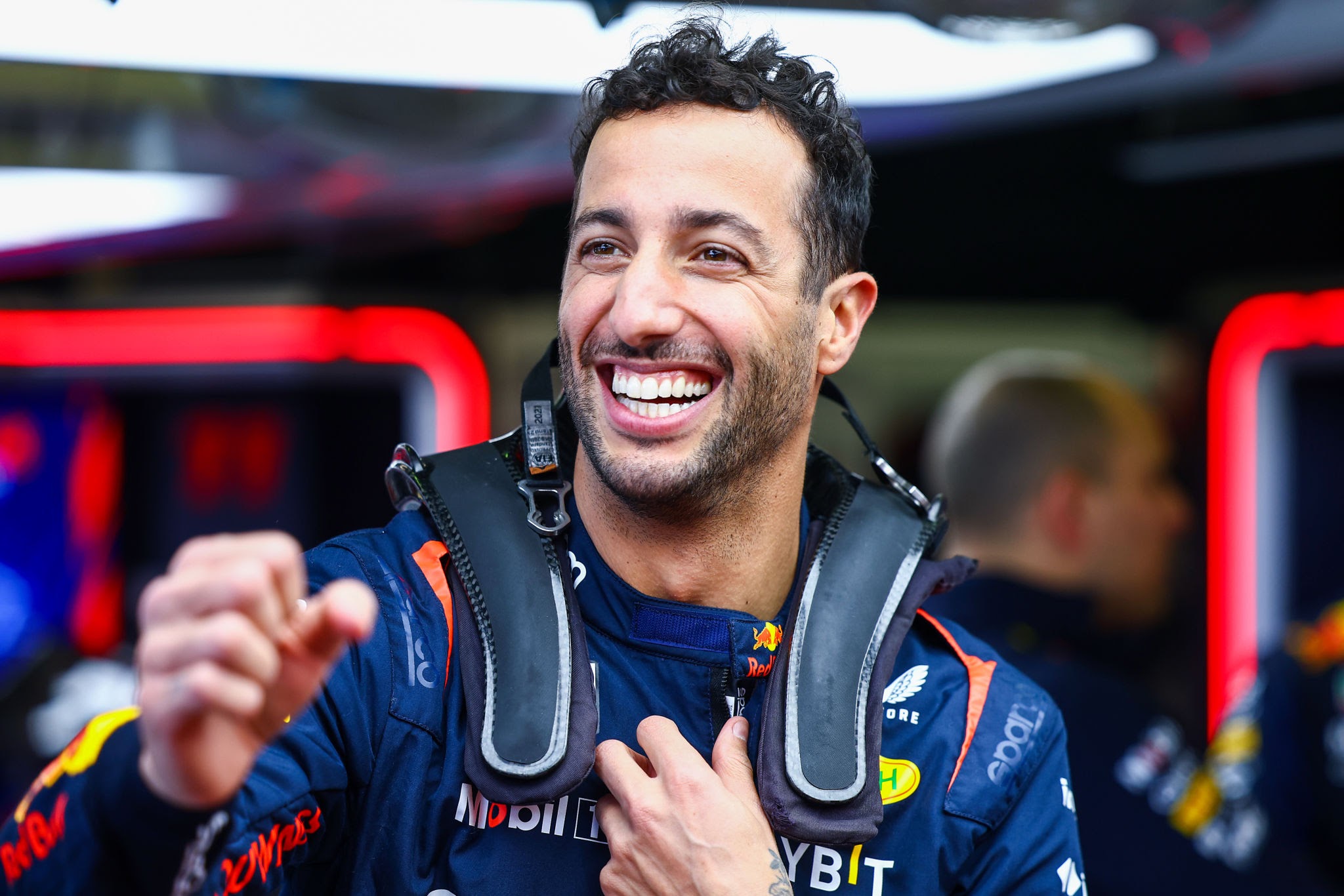 Daniel Ricciardo’s F1 Career Ends as Red Bull Racing Drops Him for Liam Lawson